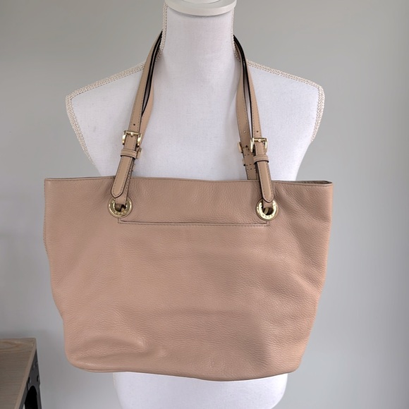 Michael Kors Medium Tote - Picture 3 of 5